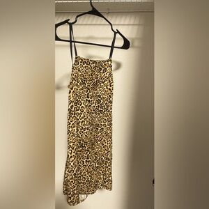 Cheeta mini dress with open back